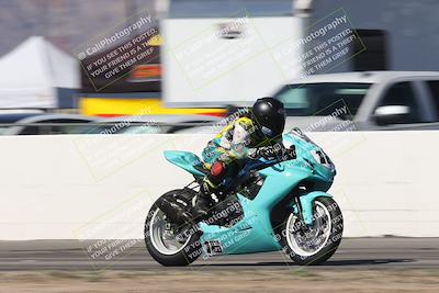 media/Oct-05-2025-CVMA (Sun) [[beeef4f201]]/Race 2-Supersport Middleweight/